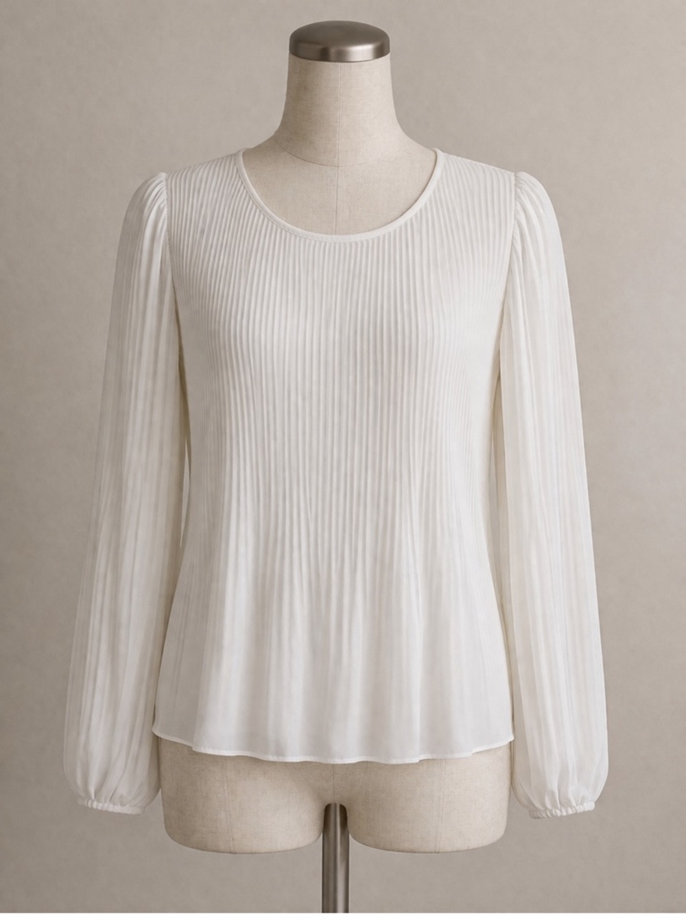 Arotzia Wilfred Daydreamer Cream Pleated Sleeve Blouse